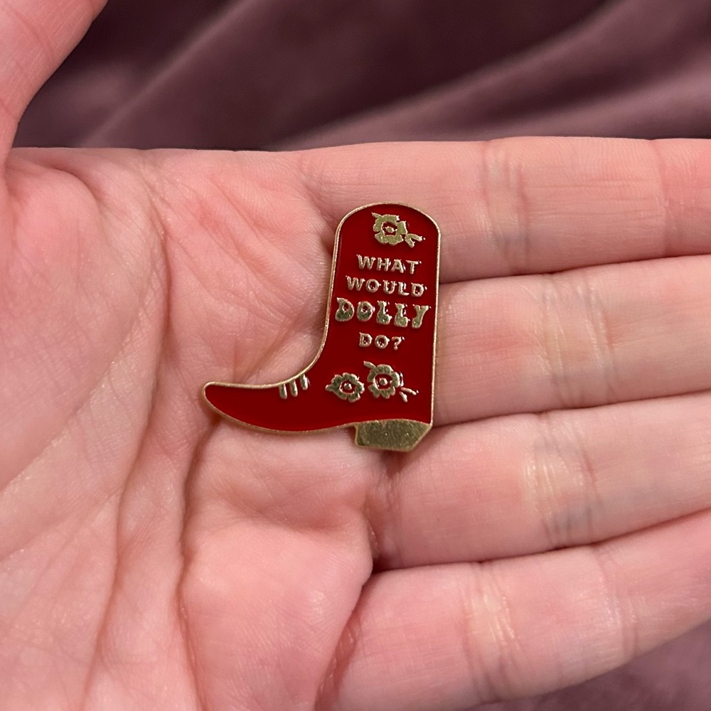 Dolly Parton Enamel Pin